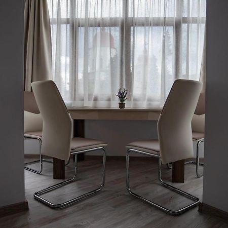 Apartament Natalia Tîrgu Ocna Buitenkant foto