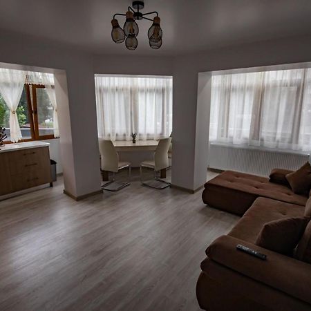 Apartament Natalia Tîrgu Ocna Buitenkant foto