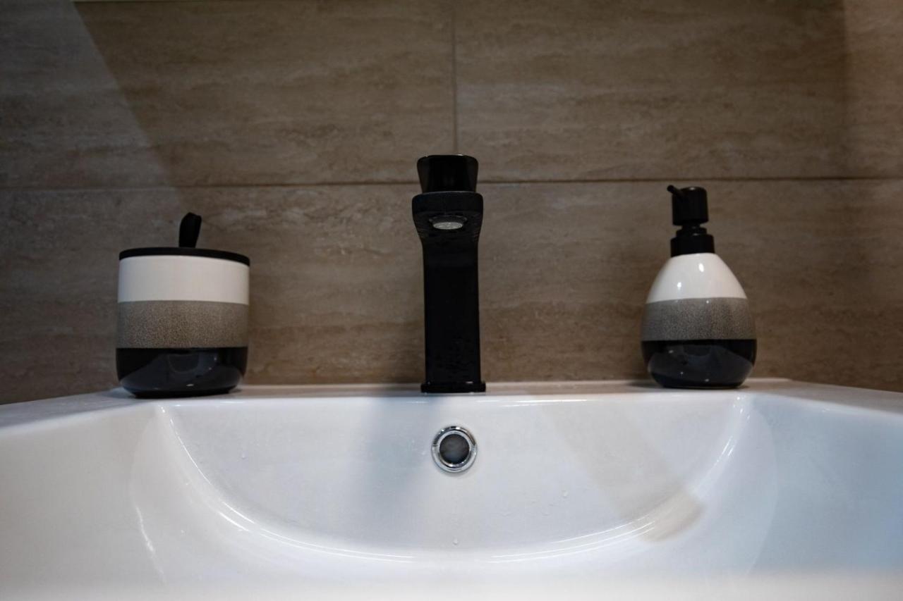 Apartament Natalia Tîrgu Ocna Buitenkant foto